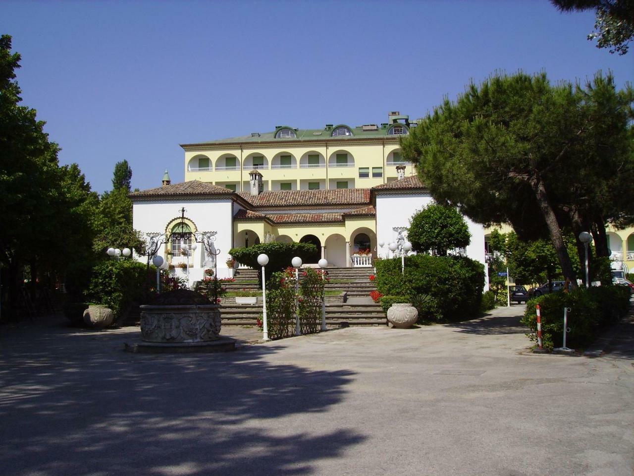 Park Hotel Ravenna Marina di Ravenna Exterior foto